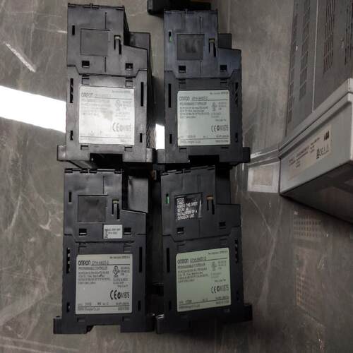 CP1H-X40DT-D现货，给钱就卖，需要的老板欢迎来