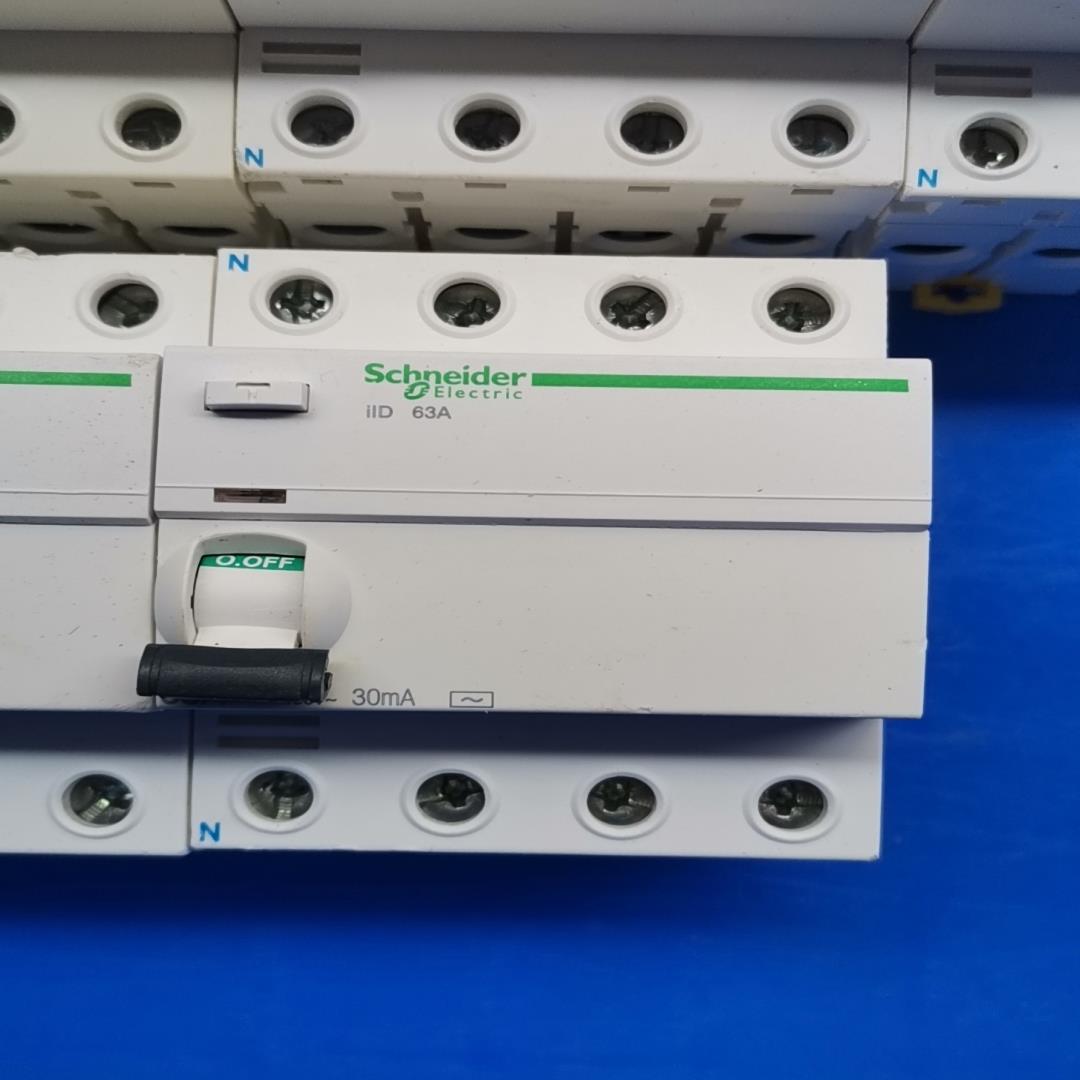 IID漏电断路器 2P4P 25A/40A/63A/