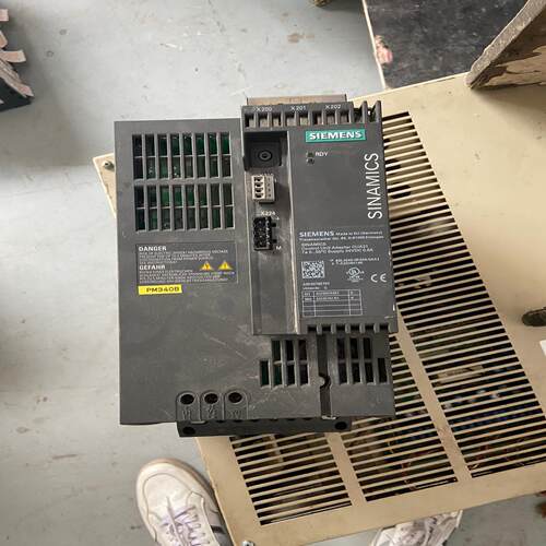 【工控自动化】变频器6SL3210-1SE17-7UA0 成色还行6议价