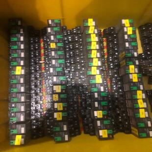 （请询价）继电器RXM24VDC，RXM2AB2BD实物拍摄议价