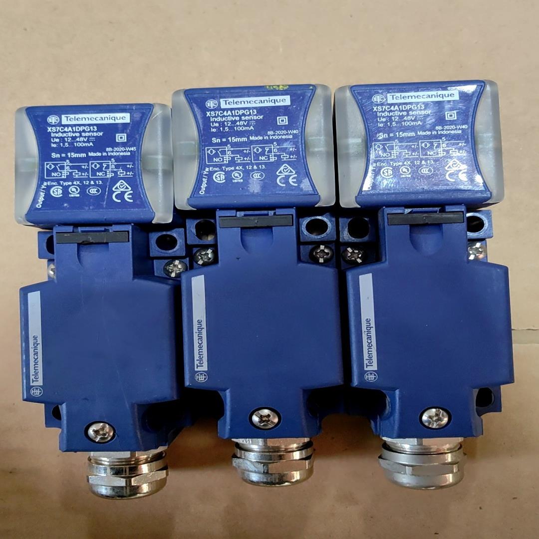 电感式接近开关XS7C4A1DPG13280