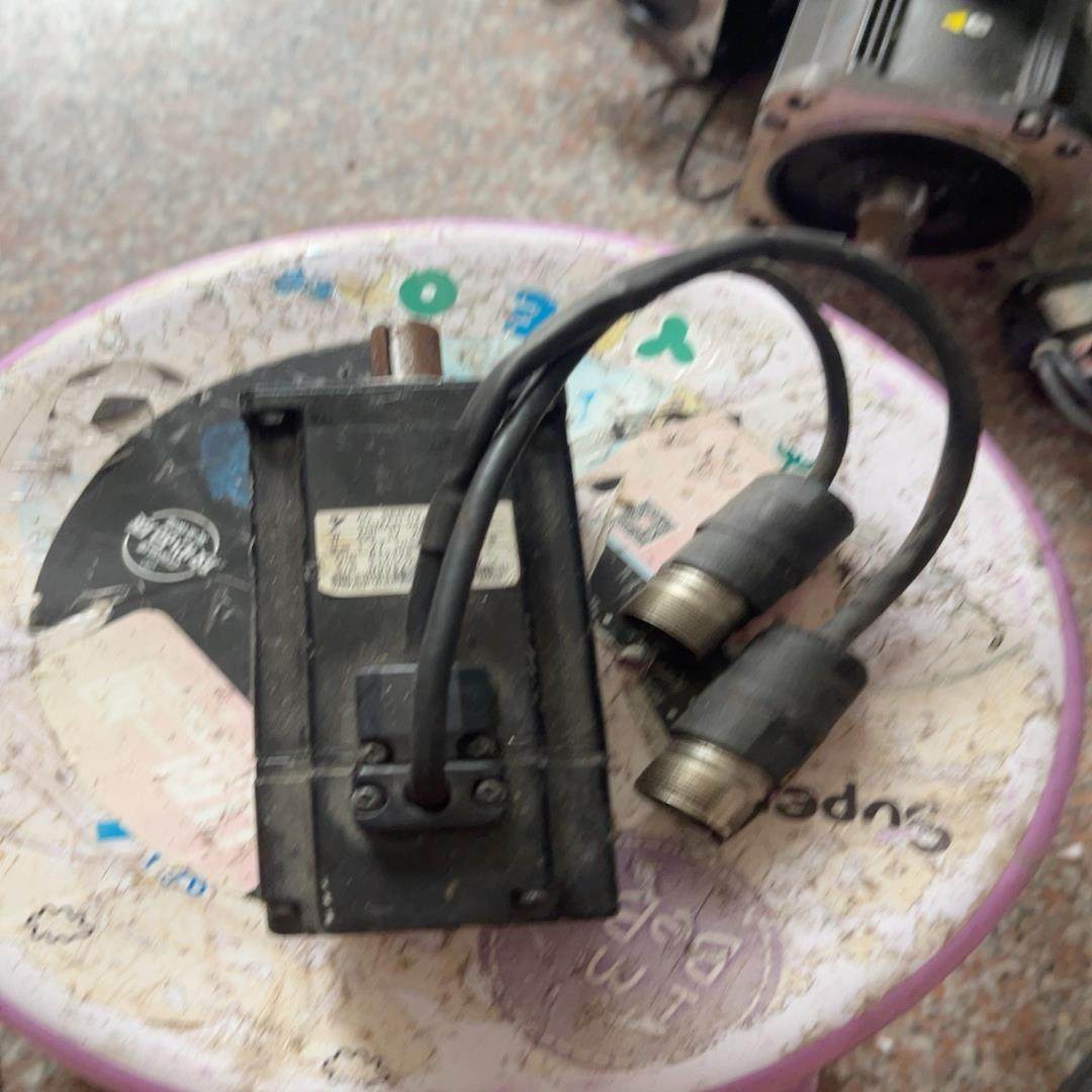 （设备配件）安川电机SGMAH-04AAA61D-0Y拆机包好实图拍