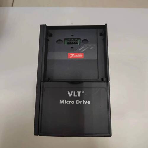 丹佛斯变频器1.5KW 380V FC-051P1K5T4E