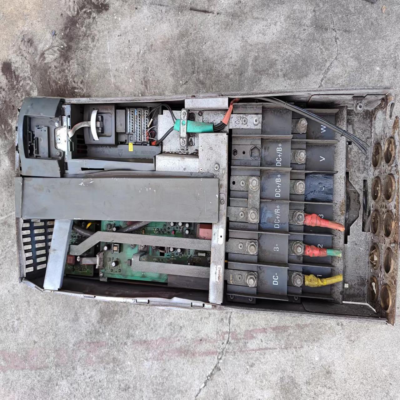 （设备配件） 变频器fa15se64402ud35-440西门子6-