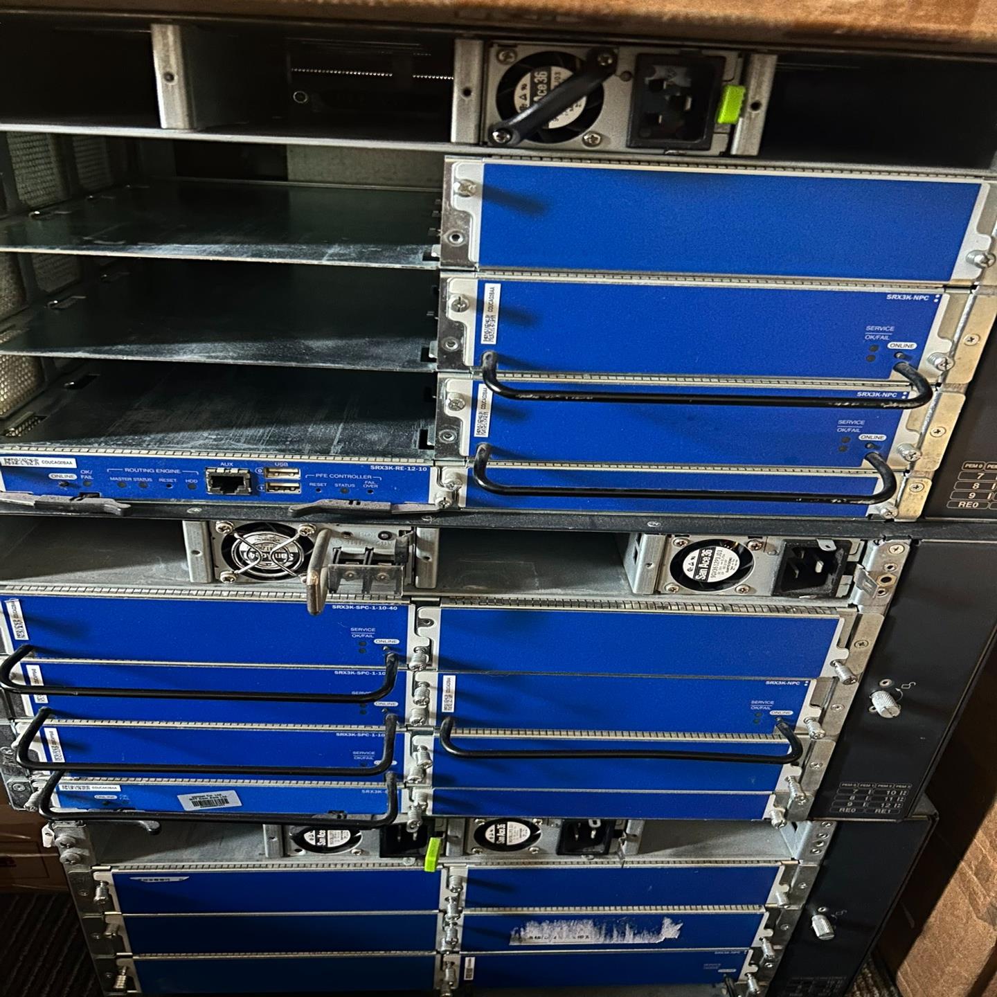 [德峰]RE -10-srx3k-12juniper