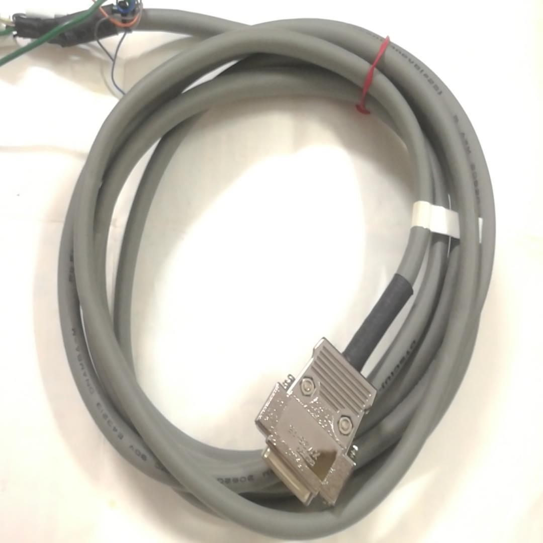 XM2S-15    连接线缆  2米