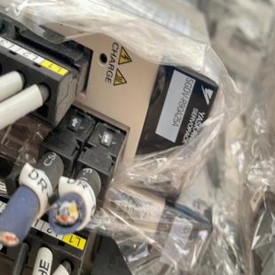 安川驱动器SGDV 漂亮有3.4个 R90A25A