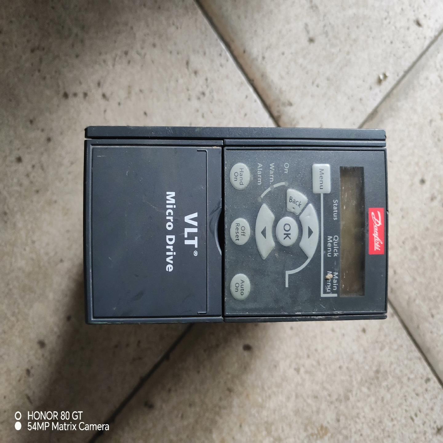 丹佛斯变频器 FC-051P1K5T4E  1.5KW