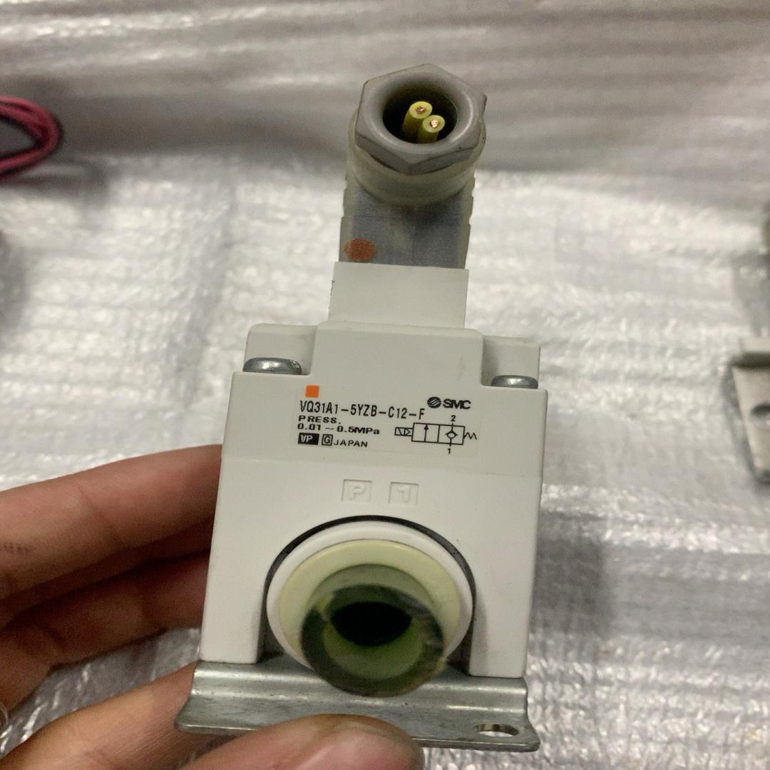 SMC电磁阀31A1－5YZB－C12－F，，需要的
