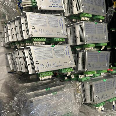 研控步进驱动YKD2305M，成色9成新左右 非质量