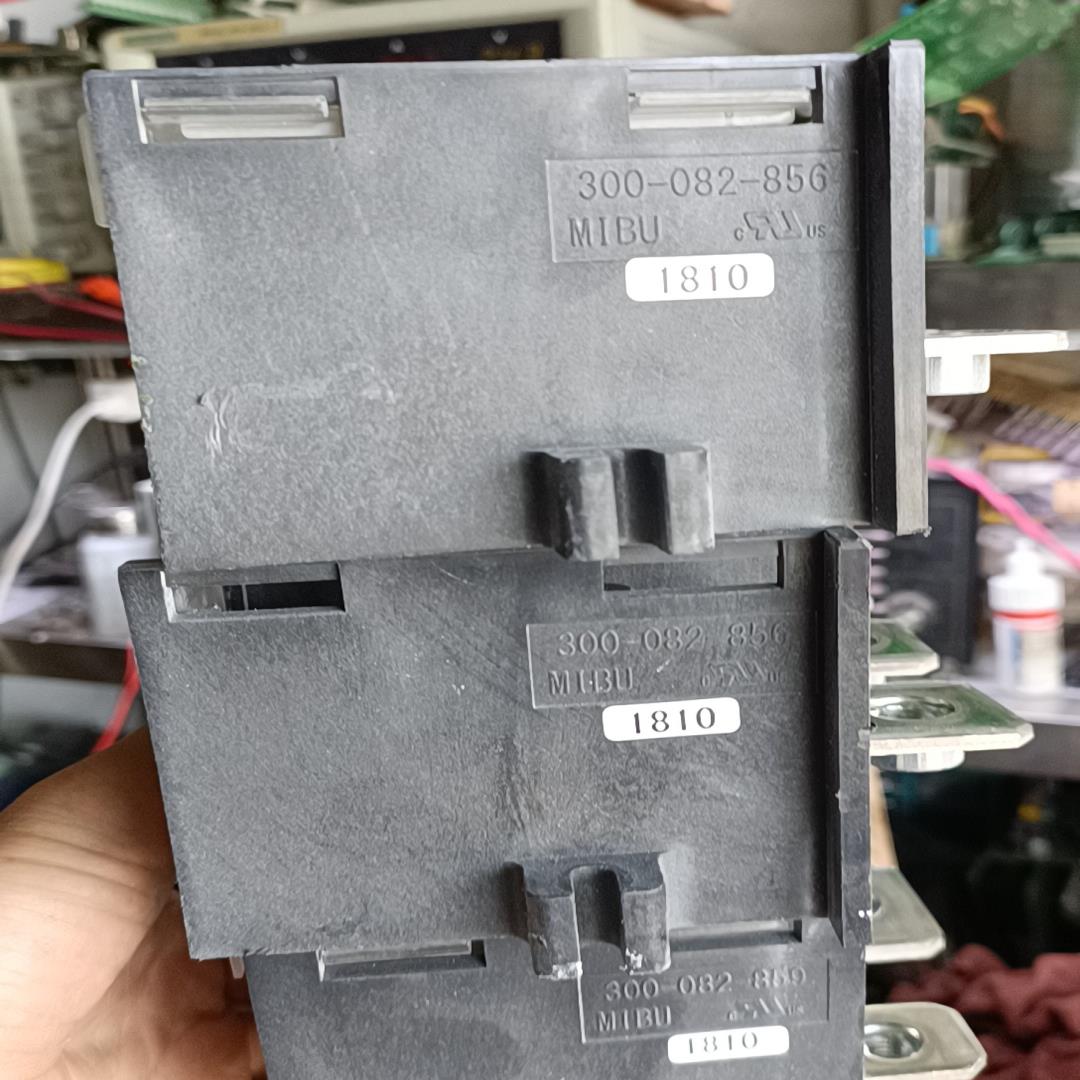 安川GA700变频器接线端子300-082-856议价