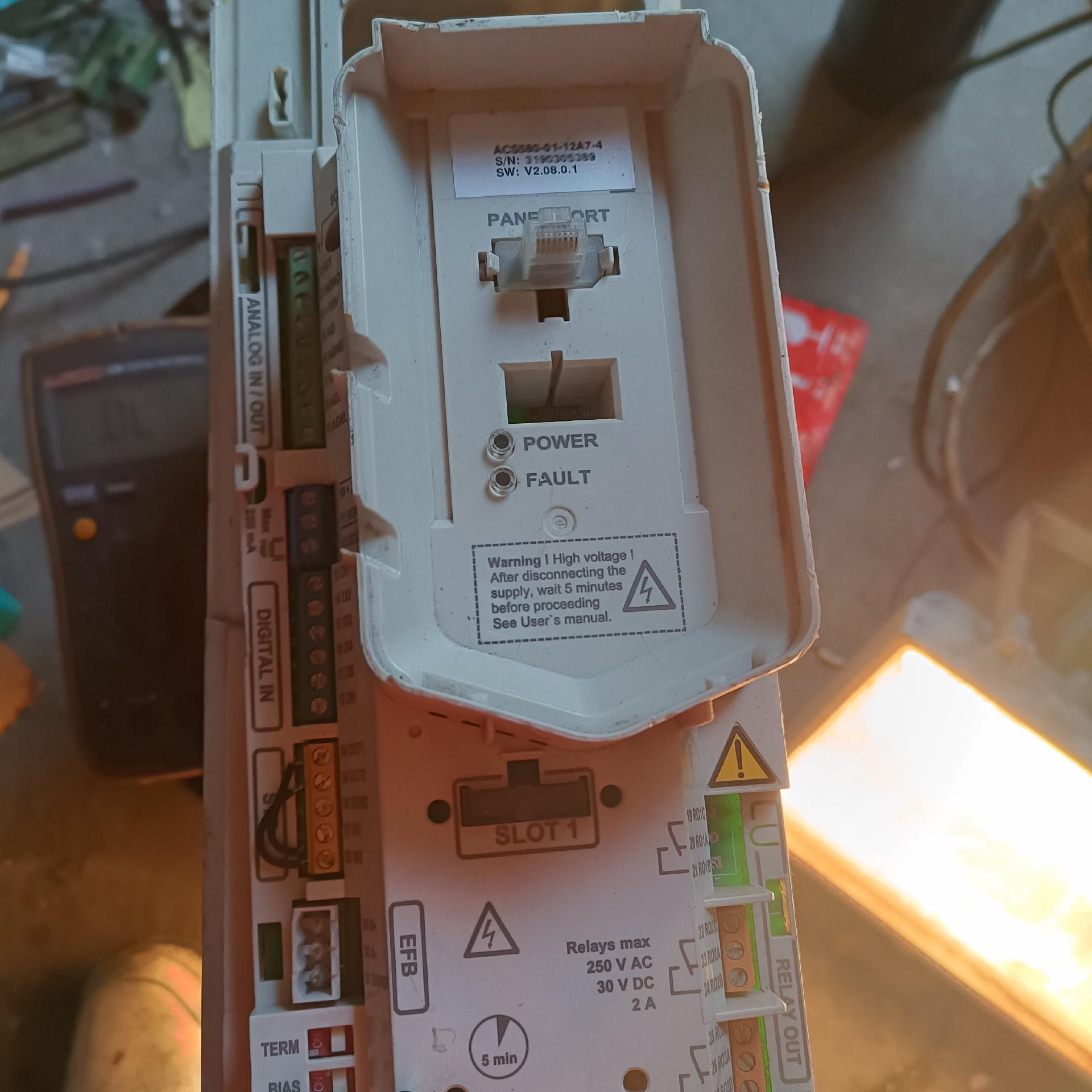 CCU-23-SABB580变频器主板，ACS580-0