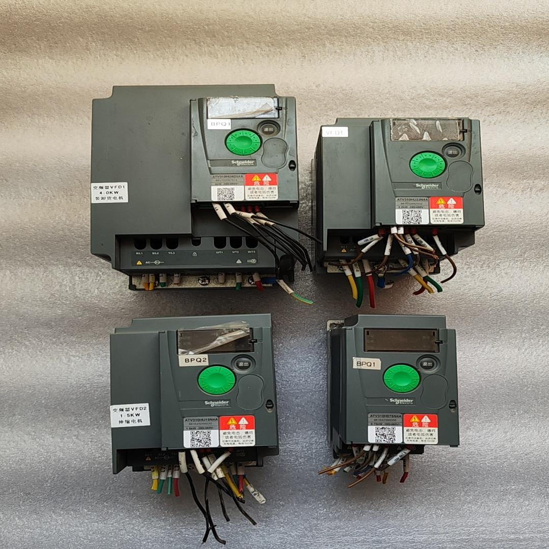 变频器4KW  2.2KW  1.5KW  0.75K