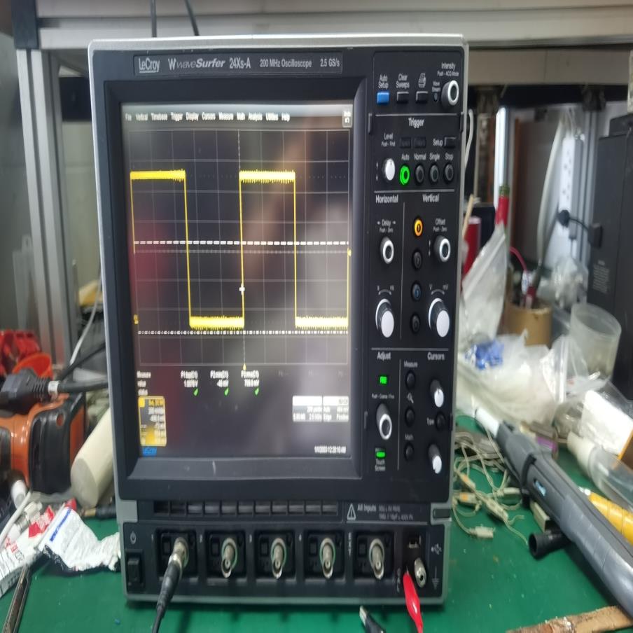 示波器力科24Xs-A.200MHZ.2.5GS/s。议价