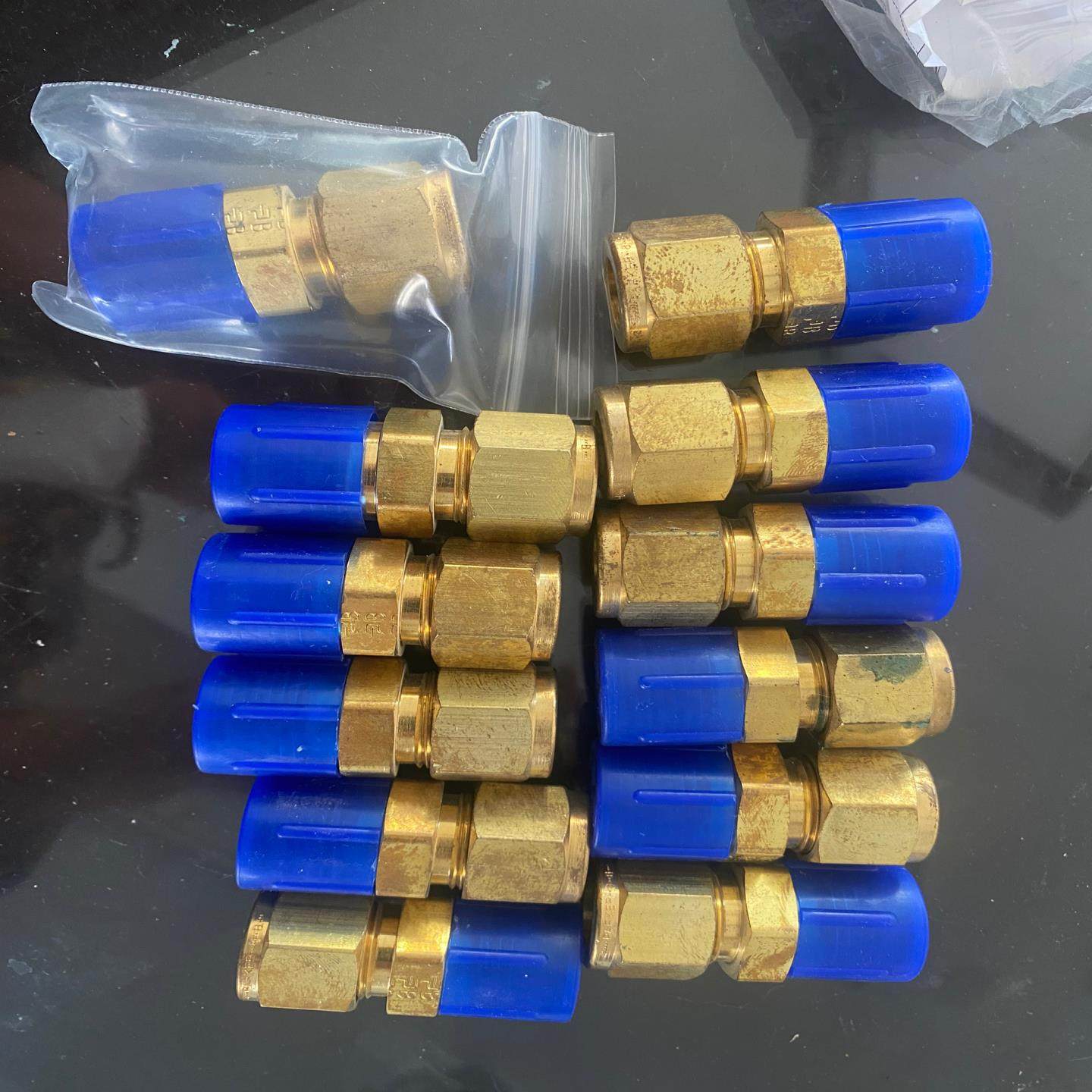 Parker 卡套接头8msc8n-b pc-1/2  一共