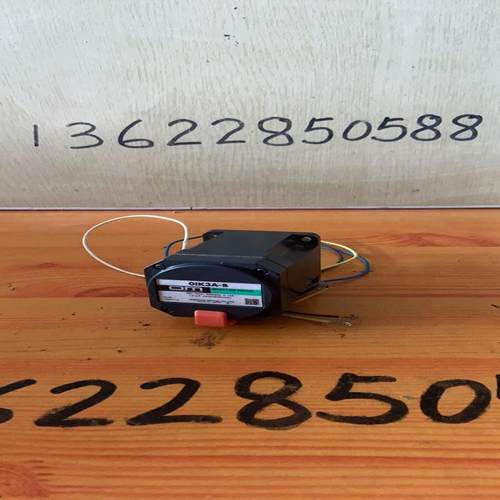 库存东方0IK3A-B圆轴高速电机 OM 没包装 实物照片议价