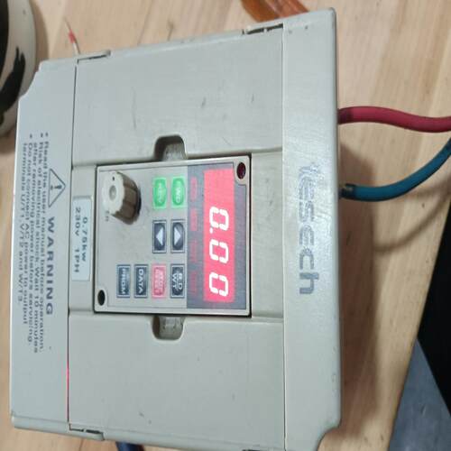 （设备配件）库存没有包装，TES007M21A台创变频器