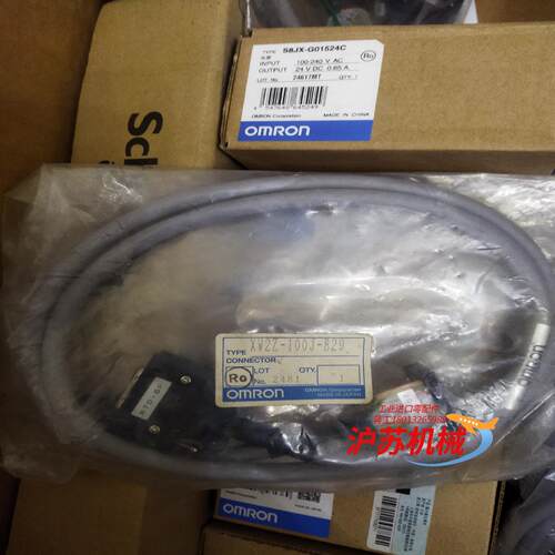 XW2Z-100J-B29 伺服连接器 全新原装正品
