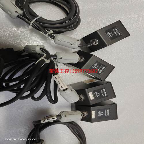 【荣强工控】激光位移传感器   ZS-LD40T  850，  ZS-L