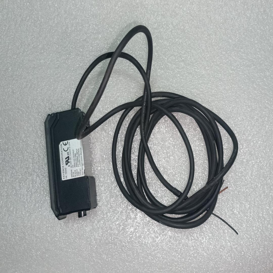 基恩士IA-1000激光放大器传感器。原装，成色如图功能