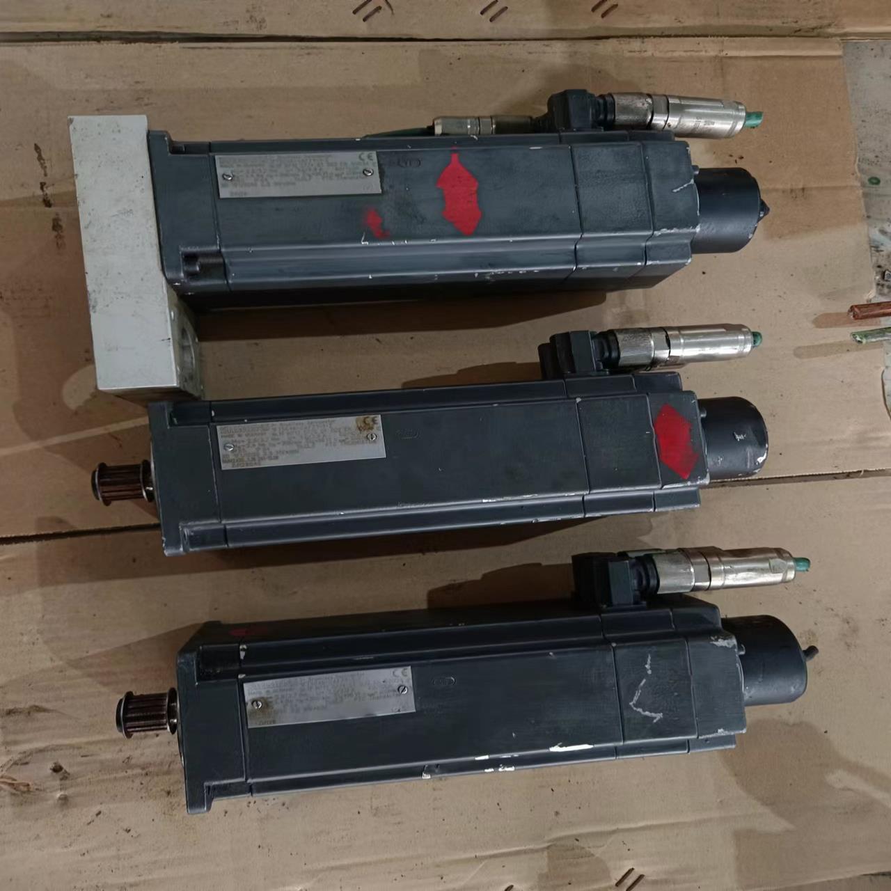 [德峰]1FT5046-0AF71-1-Z西门子电机，实物拍摄、成色