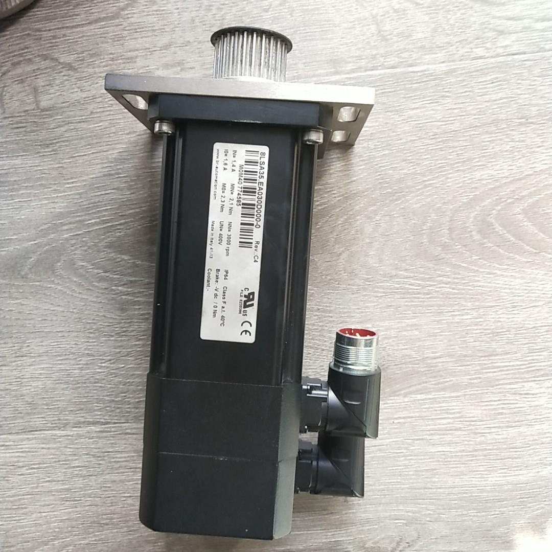 贝加莱伺服电机 8LSA35.EA030D000-0