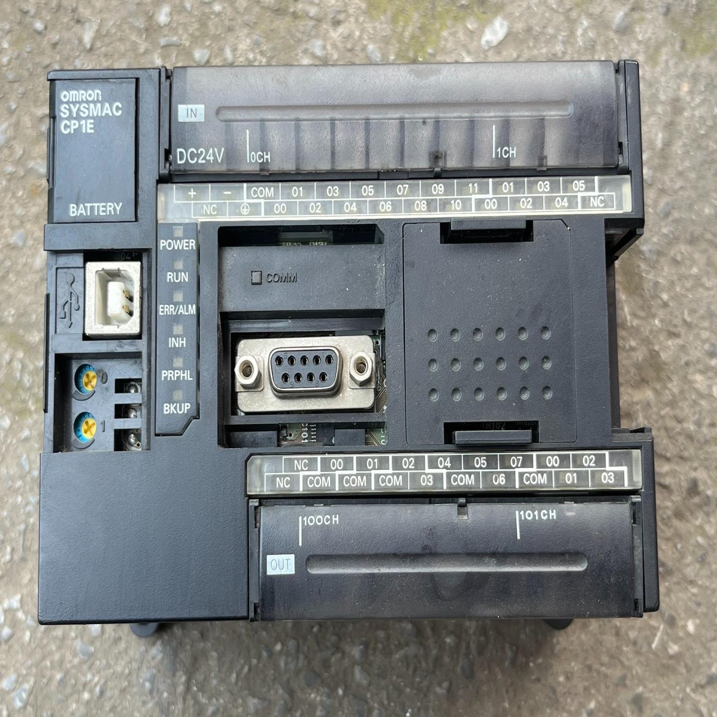 (设备配件)CP1E-N30DR-D测试完好