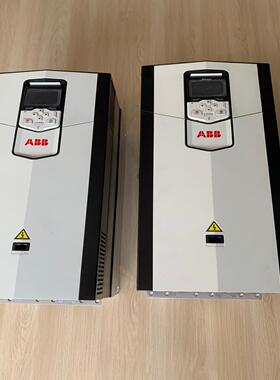 变频器55KW95新ACS880-01-105A-