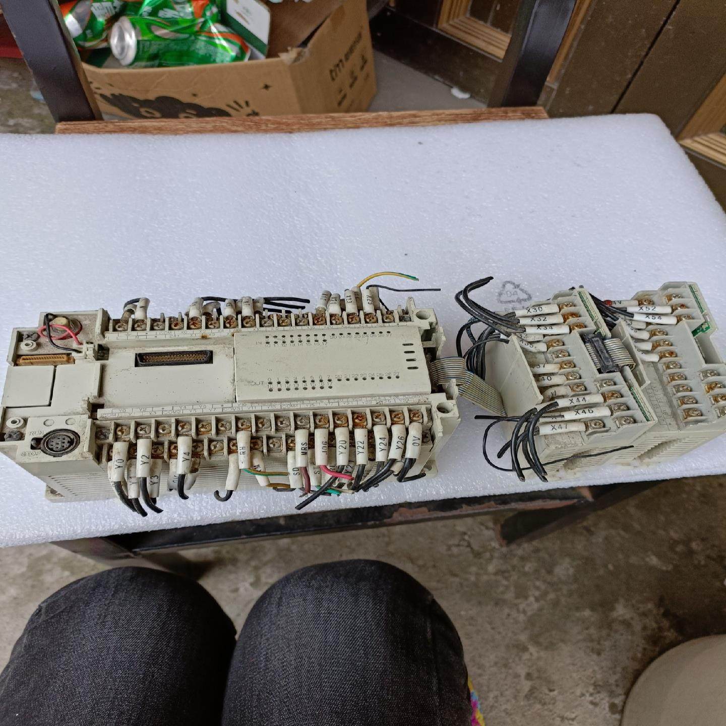 PLC，FX2N-48MR-001，拆下来的，带2个