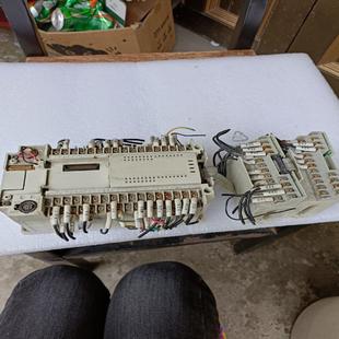 拆下来 PLC 001 48MR 带2个 FX2N
