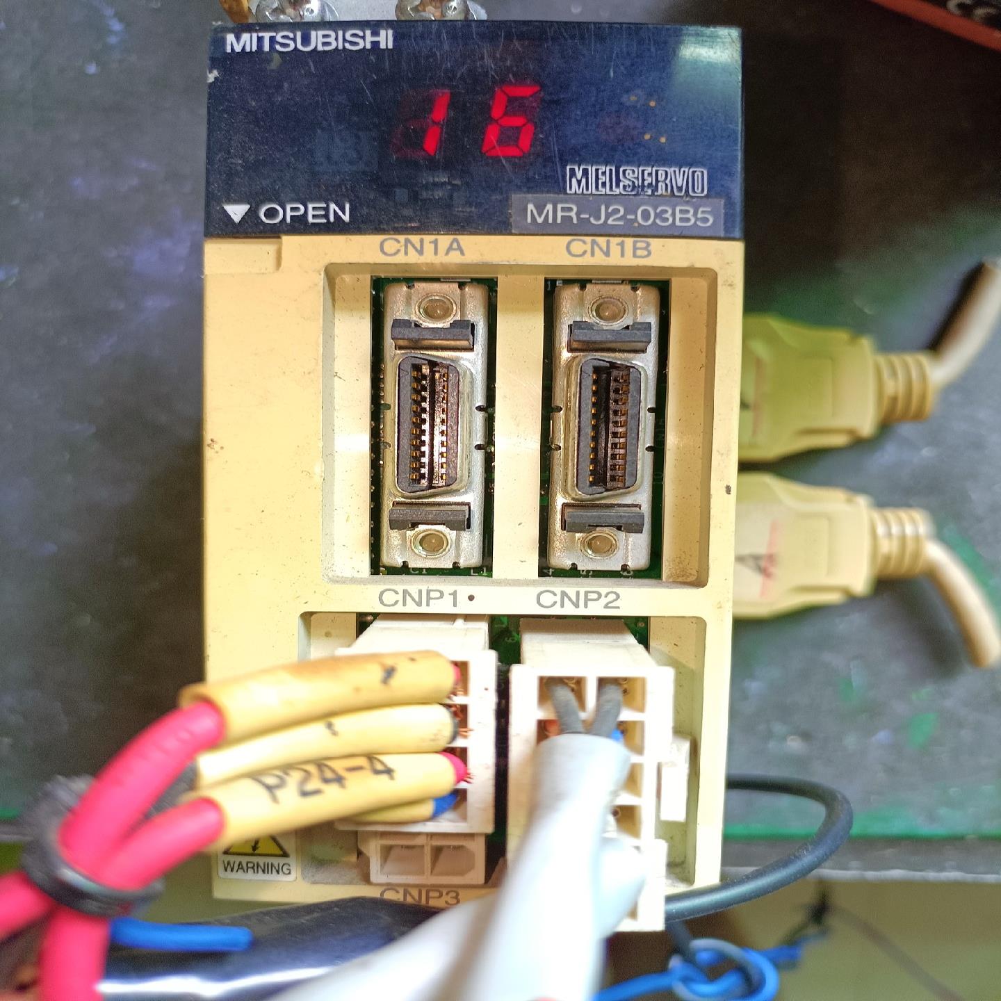 MR-J2-03B5 原装件，功能正常，驱动器MR-