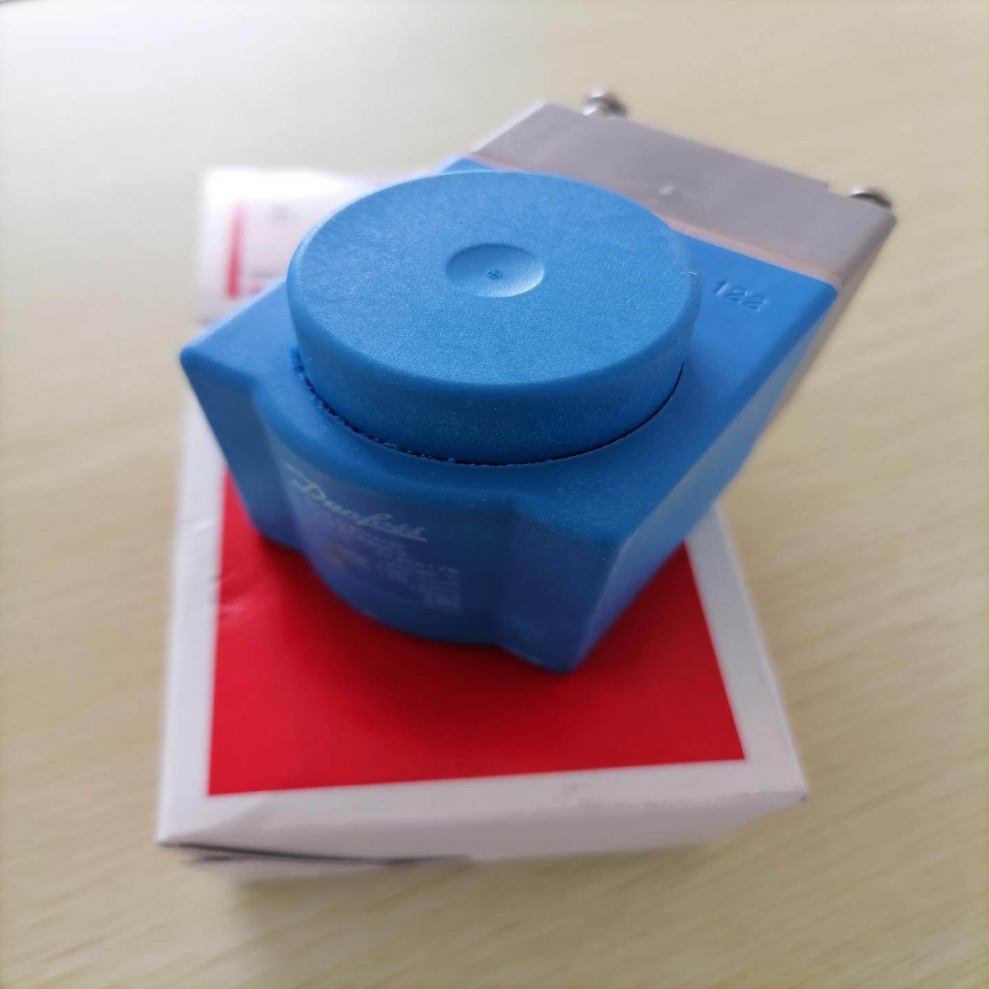 AC380V 电磁阀018F6703  AC380V，余