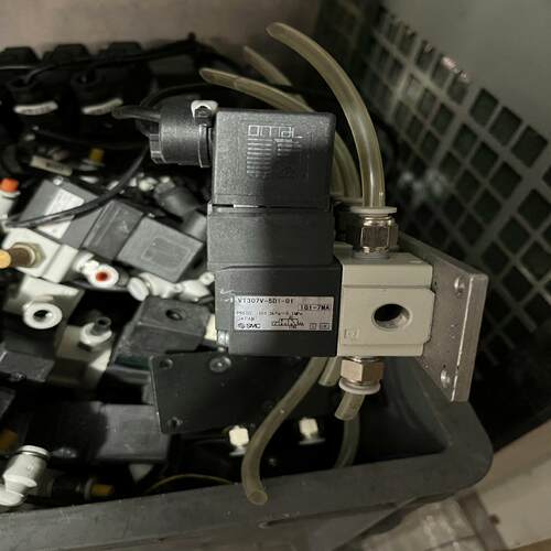 SMC 3通电磁阀：VT307V-5D1-01 VT30