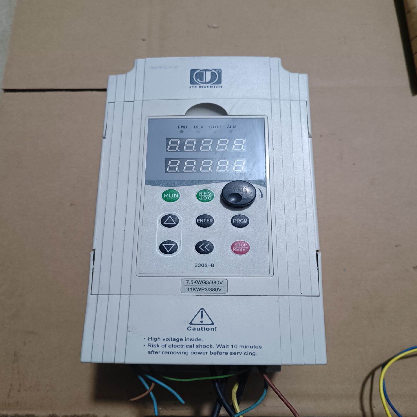 金田变频器JTE330-S-KA0075G3，7.5KW/1