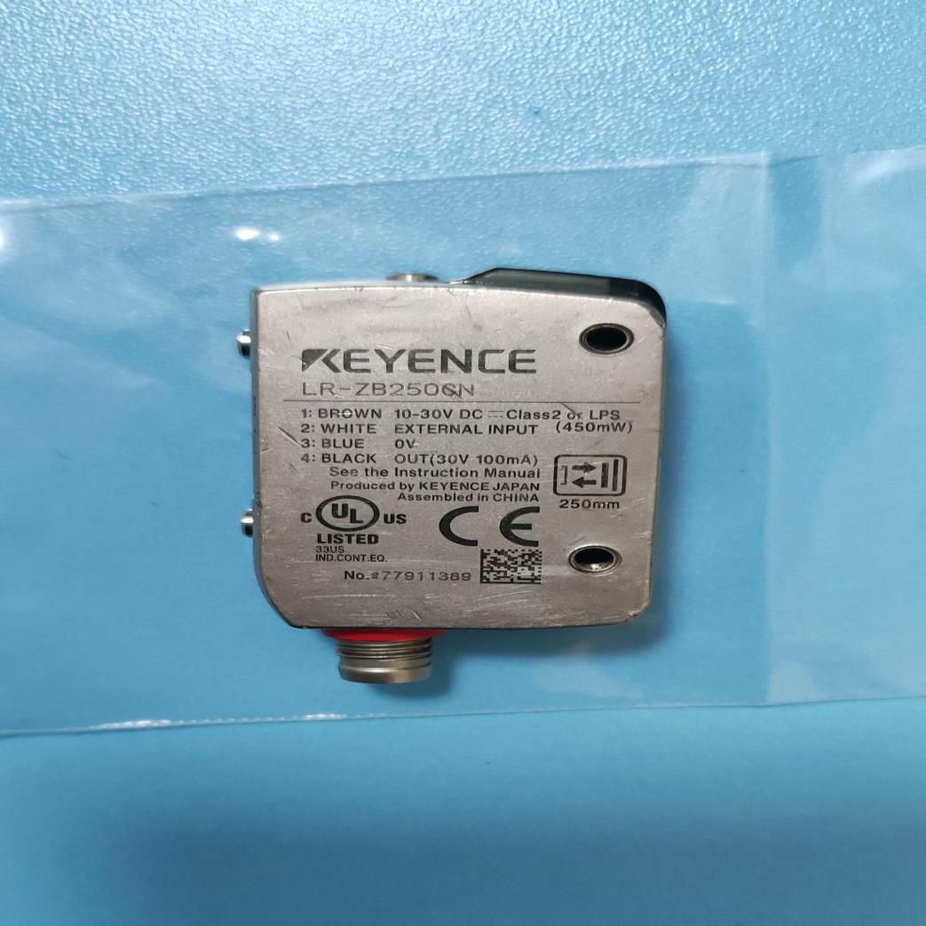 基恩士传感器LR-ZB250CN,,功能完好,如下图