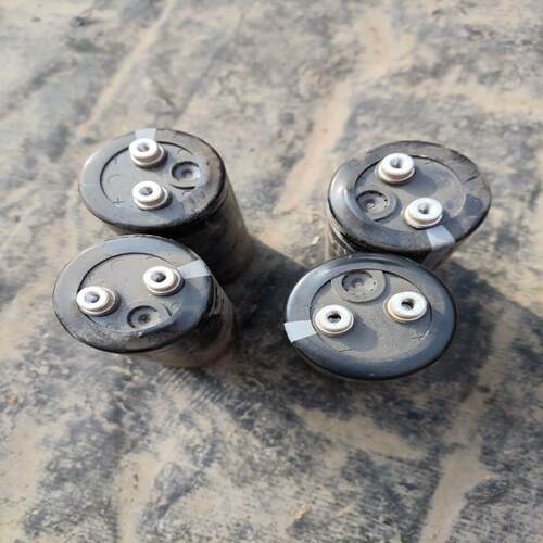 电容400V1800UF图片为，原装4个尺寸52