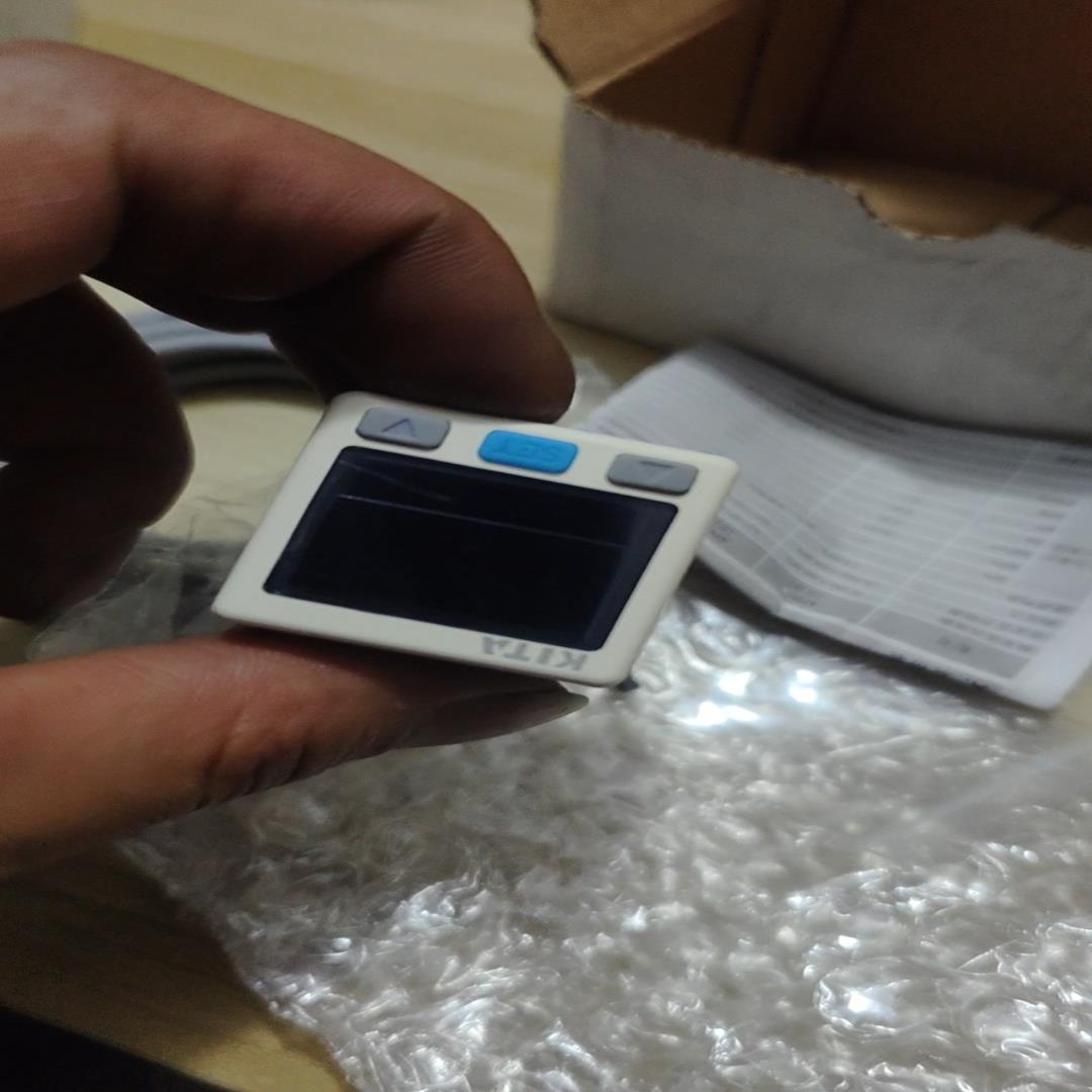 KITA数显压力表 KP47P-01，，现货2件，0