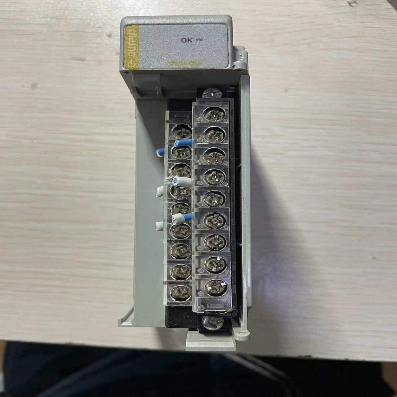 （设备配件）AB罗克韦尔1769-OF4CI，拆机款，功能包好，成色如图