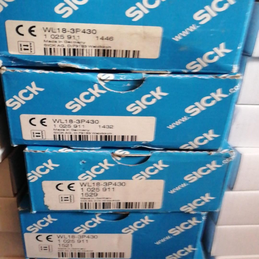 WL18-3P430开关配套链接线和安装支架2068839