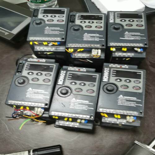 众辰变频器NZ100系列通用单相220V NZ100－0R4