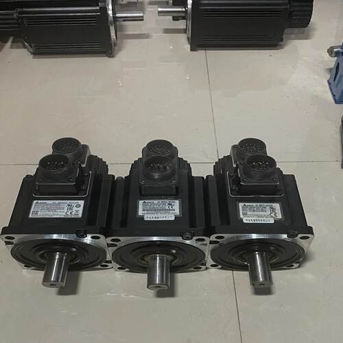 台达B2  1KW ECMA-C21010RS