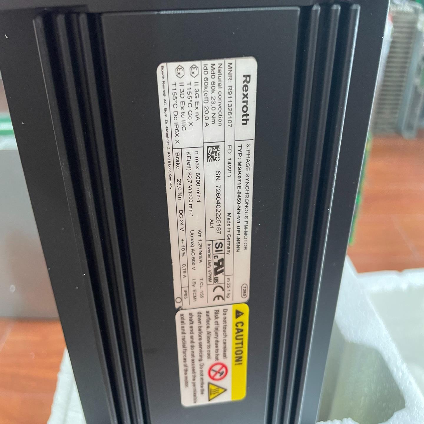 议~力士乐电机 MSK071E-0450-NN-S1-UG1-N