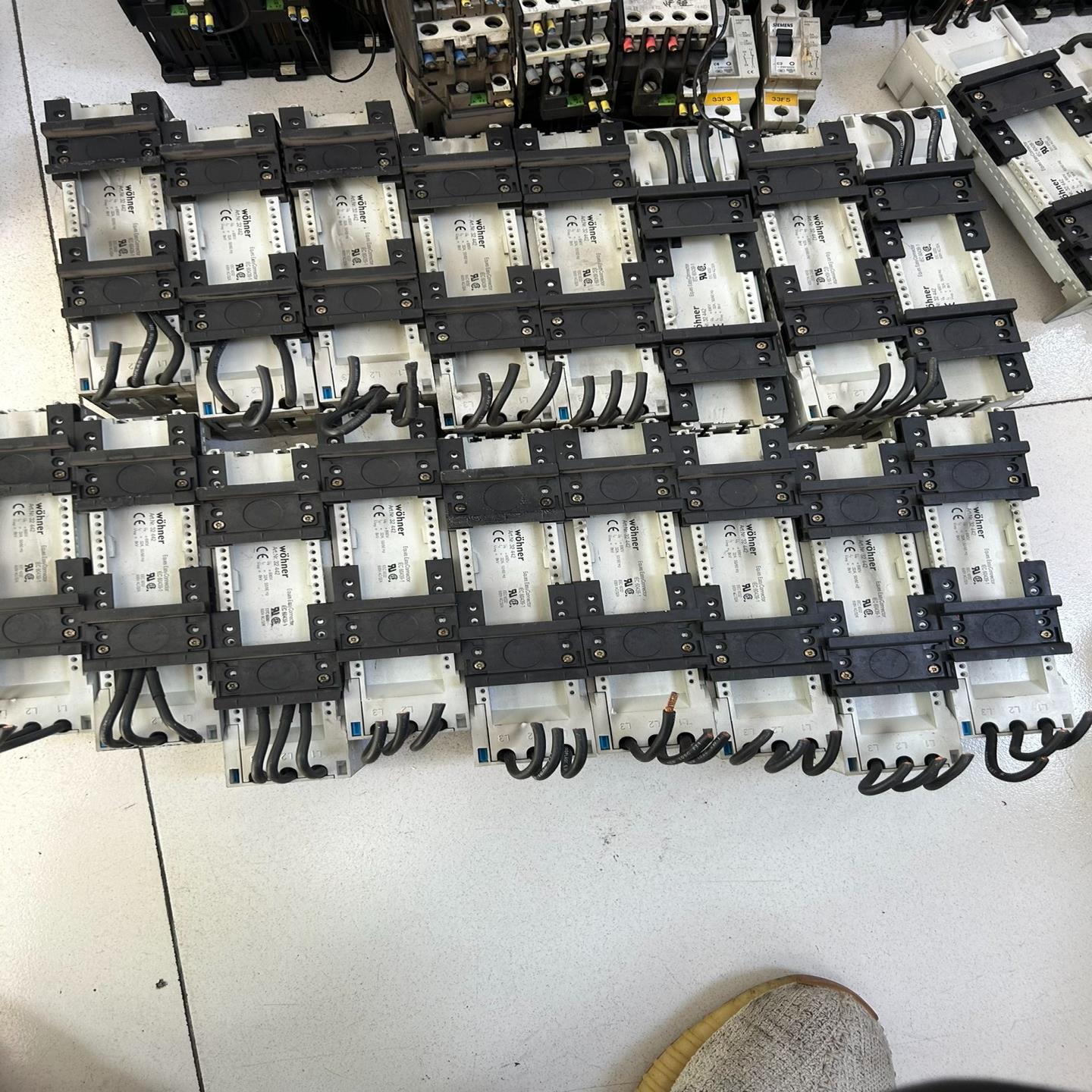 德国维纳尔 32 442原装正品 母线转接器