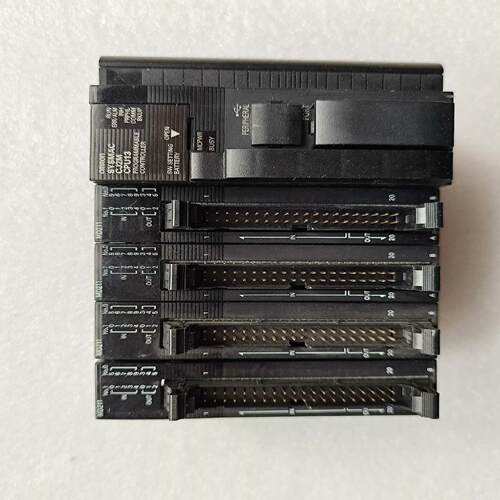CJ2M-CPU13 CJ2M-MD211四个 外