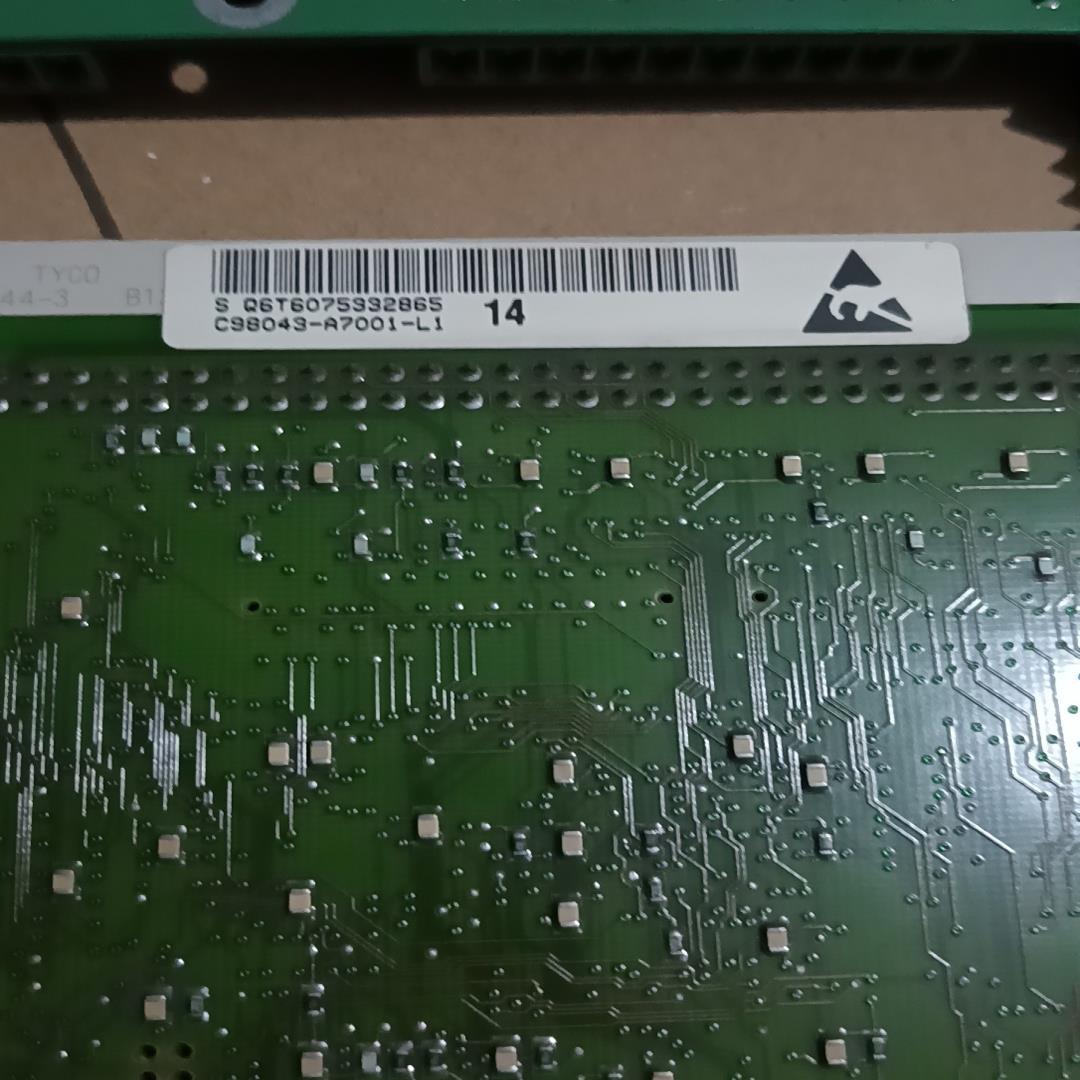 西门子直流主板C98043-A7001-L1一块，报F6