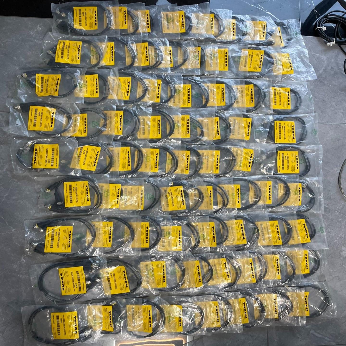 图尔克VBRS4.4-2RKC4T-0.3/0.3/TEL