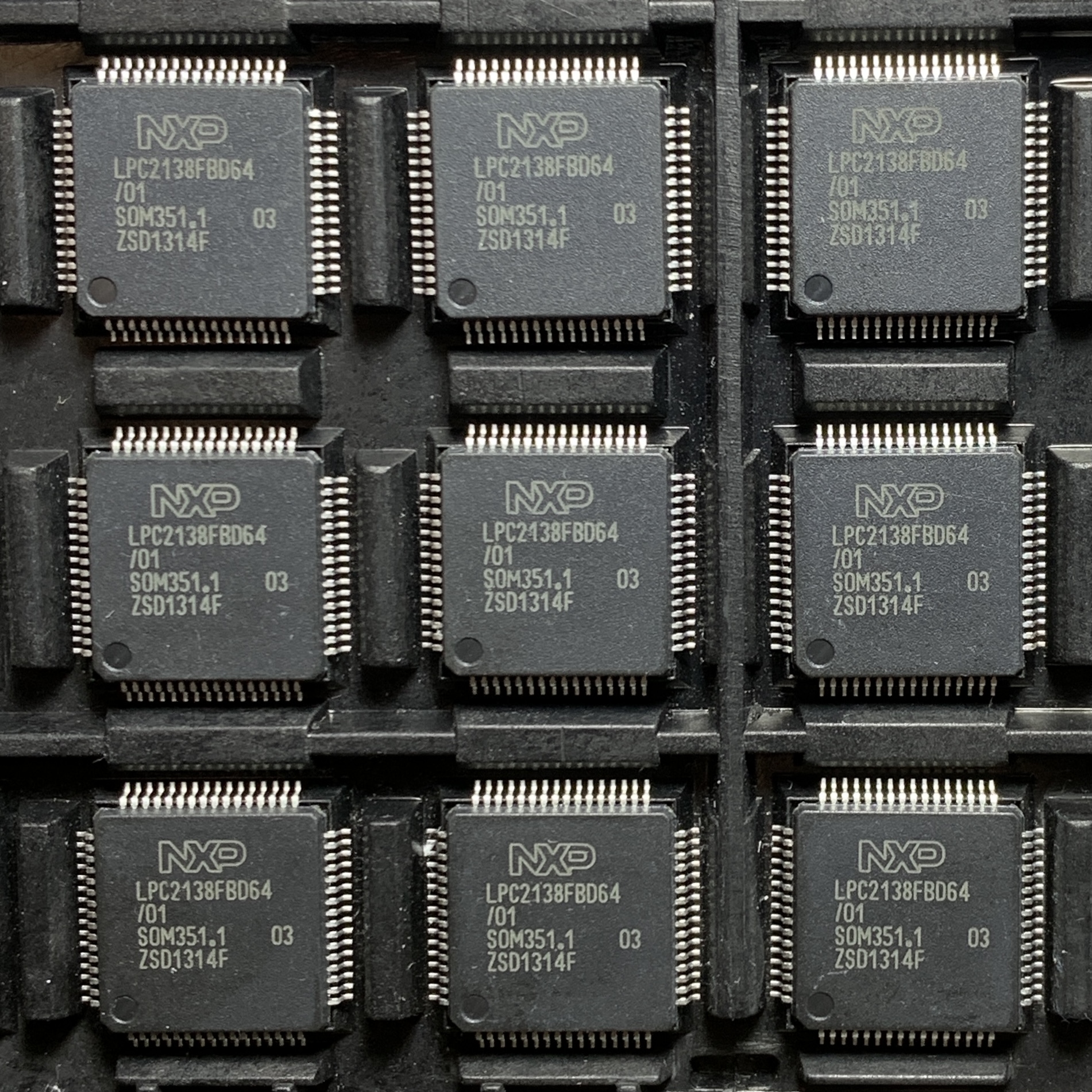 LPC2138 LPC2138FBD64 LPC2138FBD64/01 全新原装正品QFP64单片机