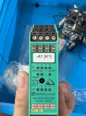 倍加福P+F安全继电器模块VAA-4E4A-KE-ZE/R， ~议价