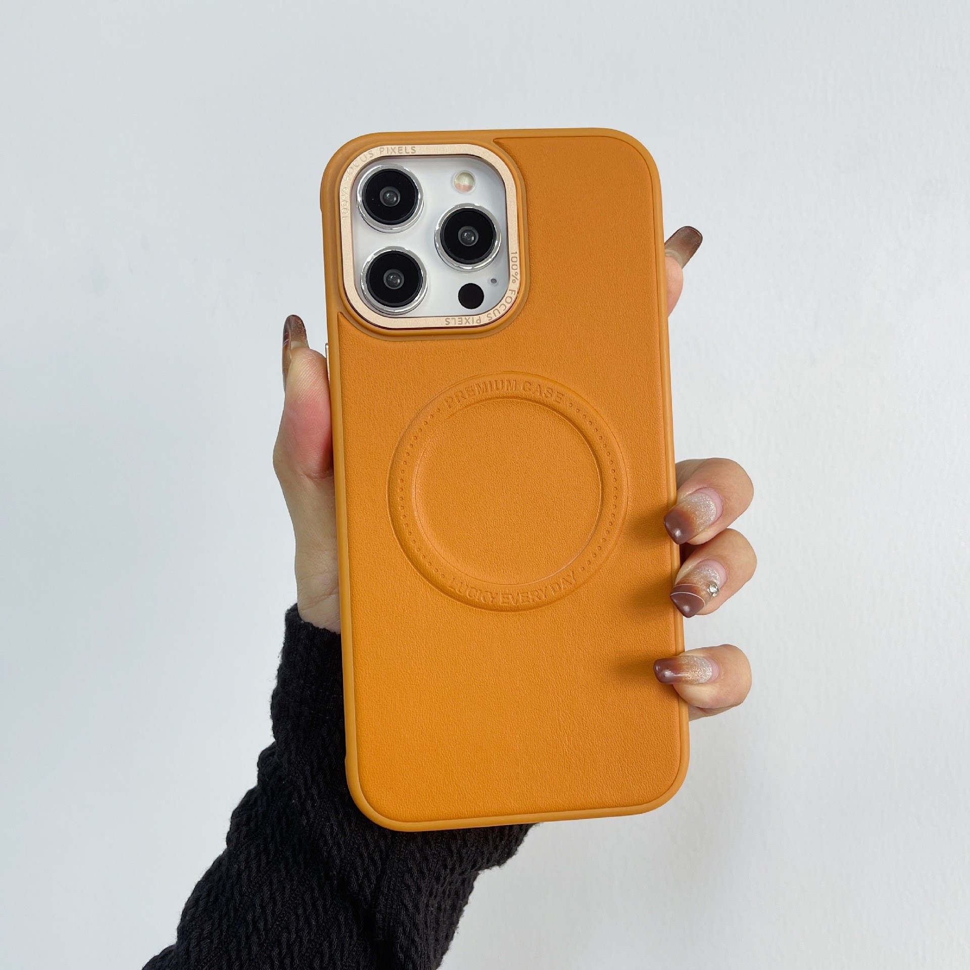高级感纯色素皮适用苹果16Promax磁吸手机壳iPhone17软边防摔15pm皮纹16plus男女防滑保护套i14/13全包防摔12