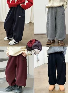 Yumi妈儿童冬款潮童运动加厚刺绣长裤男女童拼接奥粒绒卫裤25M115